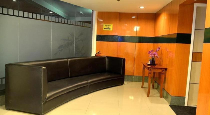 Hotel Sogo Tarlac Esterno foto